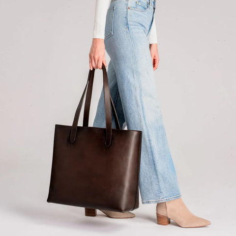 Everyday Tote | Old English (XL)